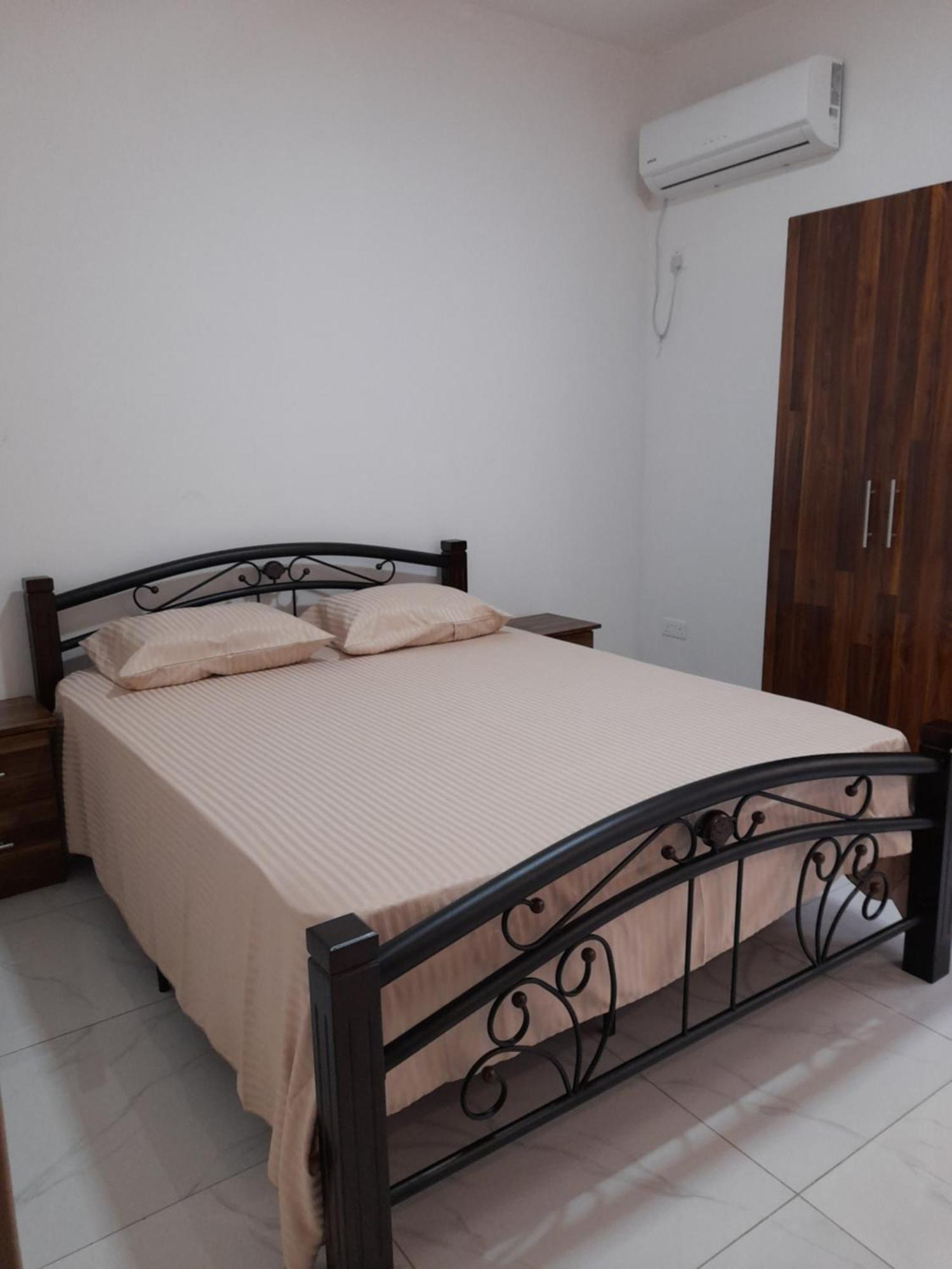 Flic-en-Flacq R & L Seaside Appartment מראה חיצוני תמונה